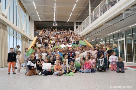 Nepozaben sprejem za bronasto Živo Lavrinc v rodnem Kamniku  (25)